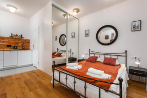 Nowy Świat 47a by Homeprime, Warsaw